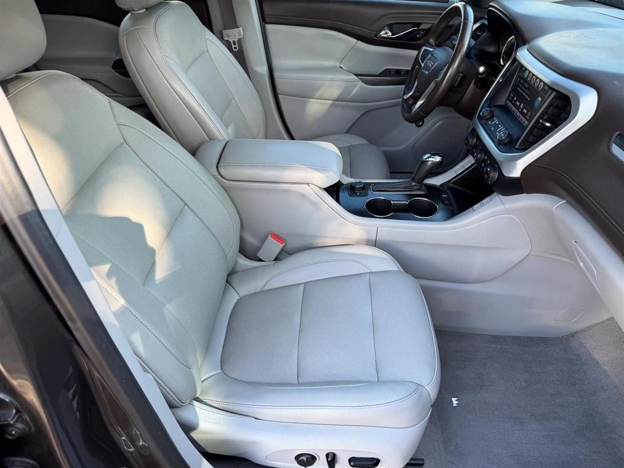 GMC Acadia  2019