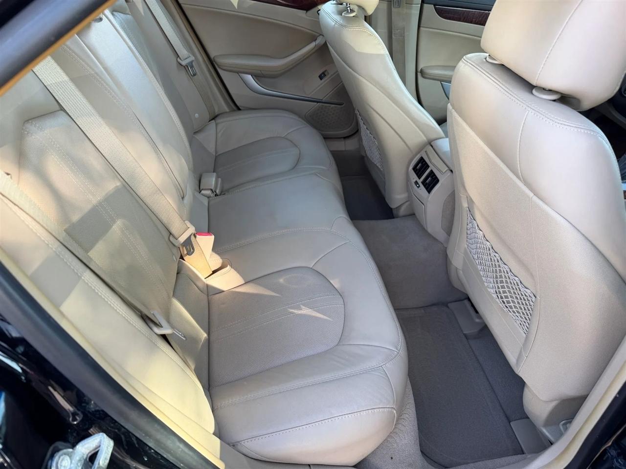 Cadillac CTS Sedan  2011