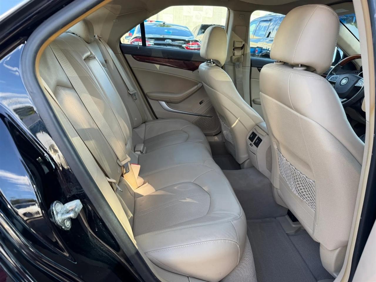 Cadillac CTS Sedan  2011