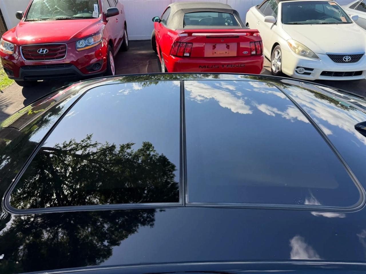 Cadillac CTS Sedan  2011