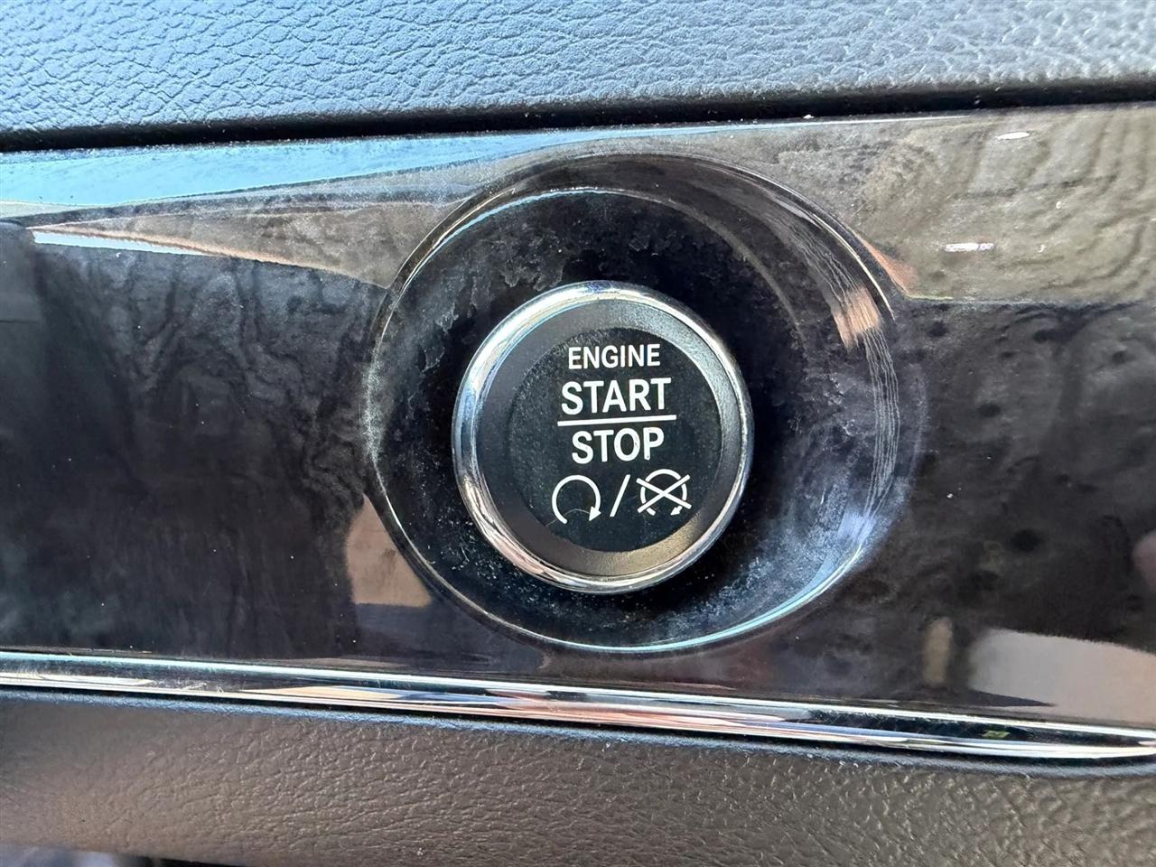 Chrysler Town & Country  2013