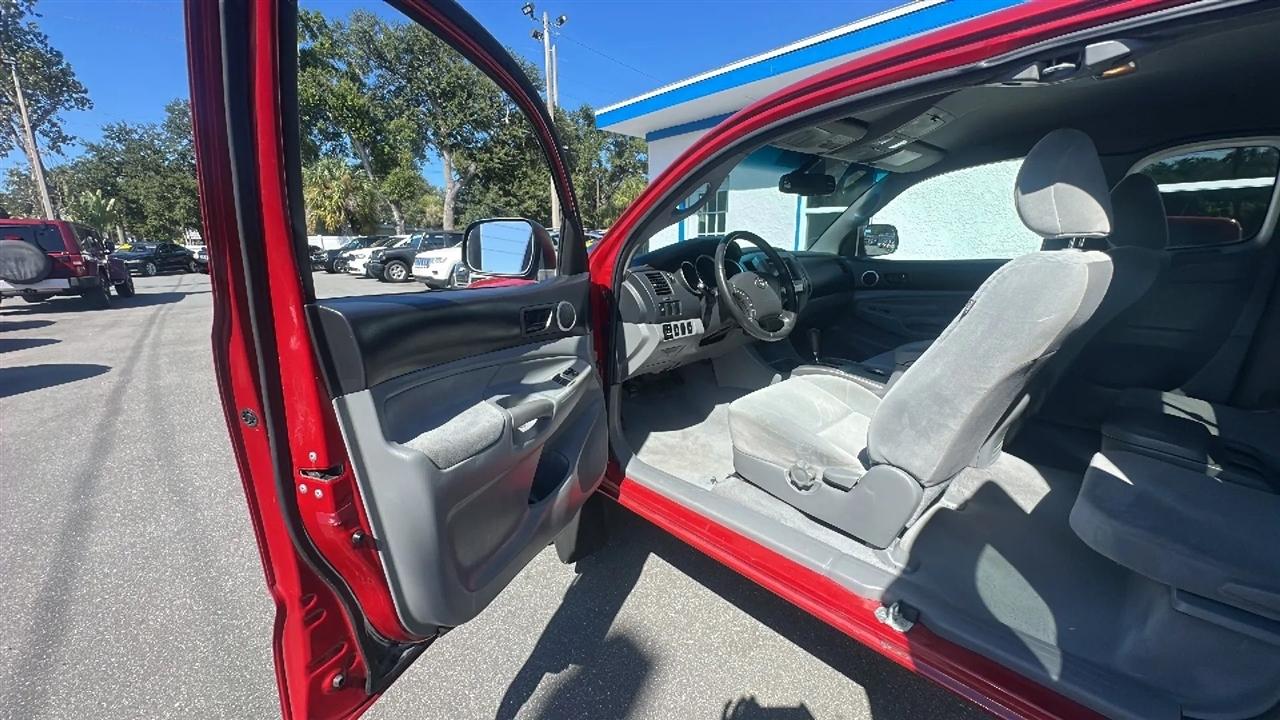 Toyota Tacoma  2010