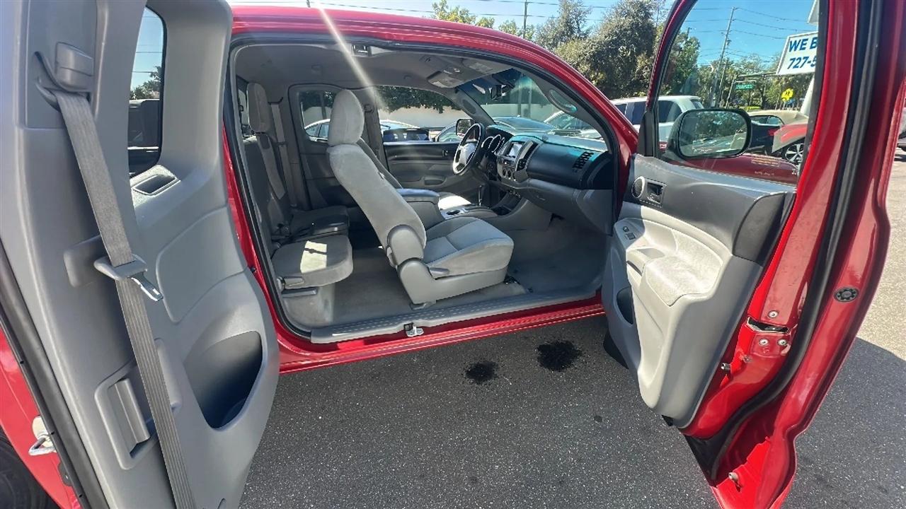 Toyota Tacoma  2010