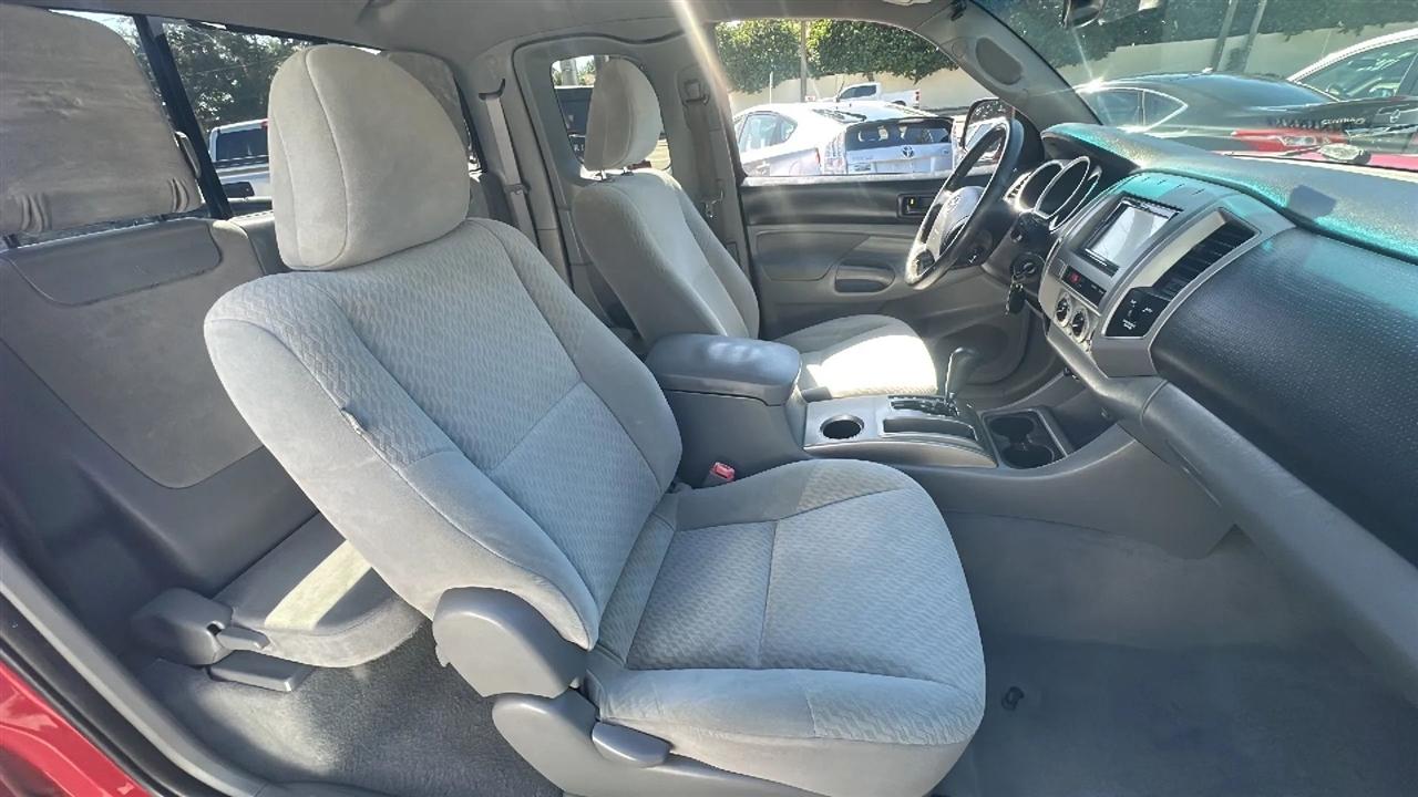 Toyota Tacoma  2010