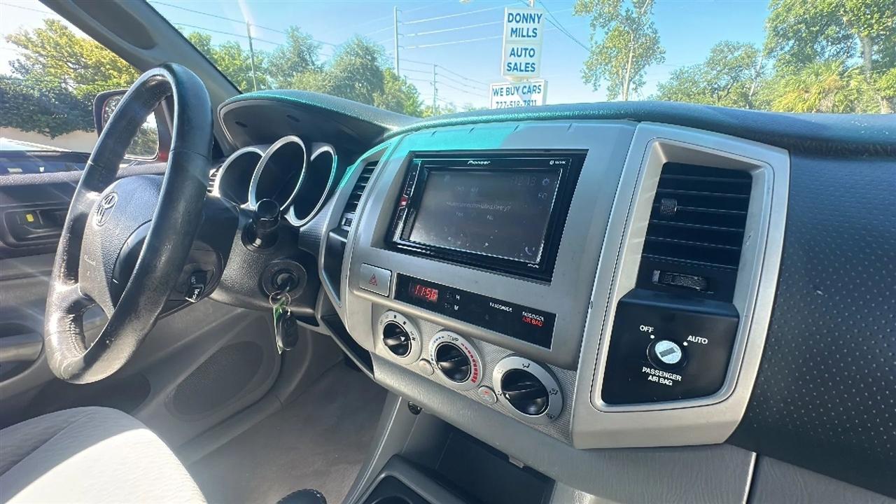 Toyota Tacoma  2010