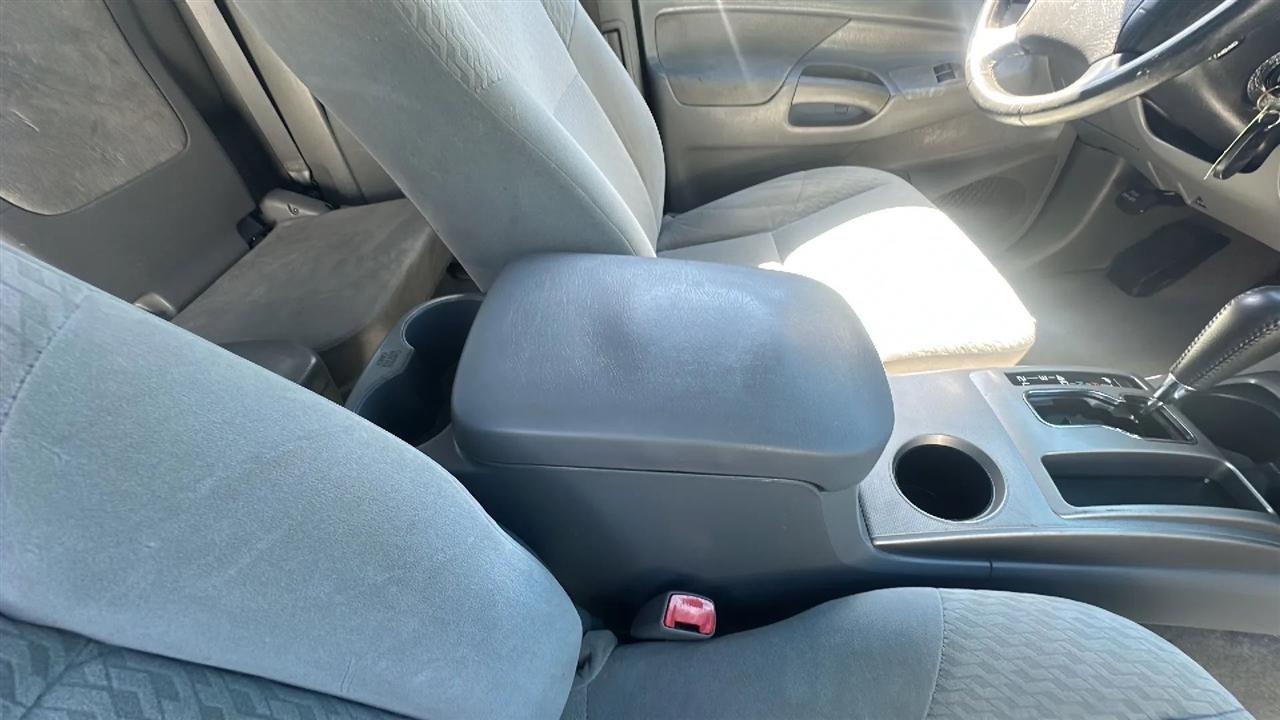 Toyota Tacoma  2010