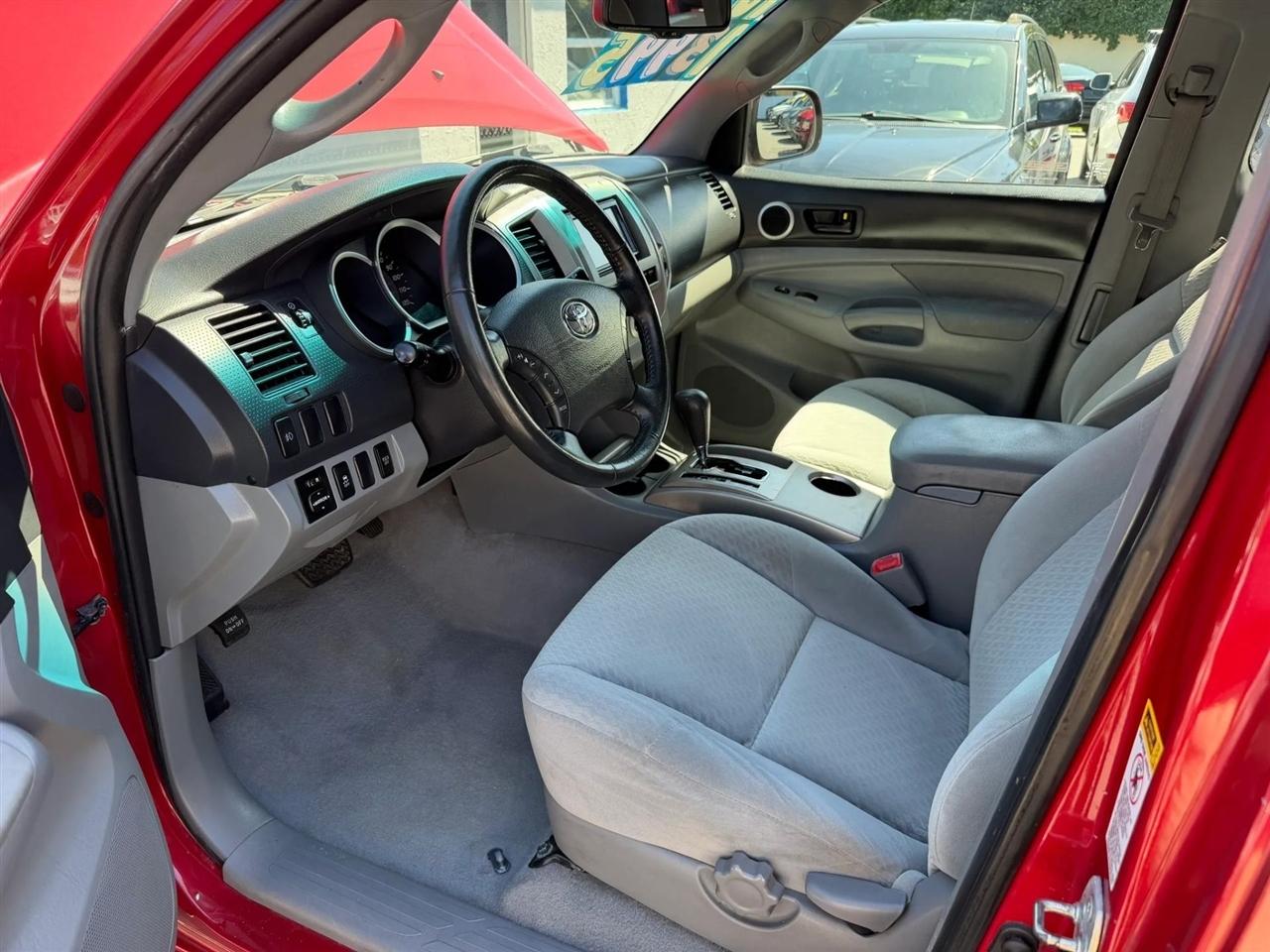 Toyota Tacoma  2010