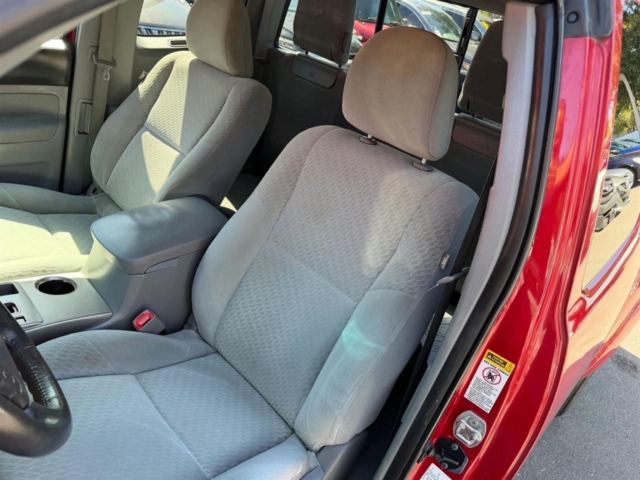 Toyota Tacoma  2010
