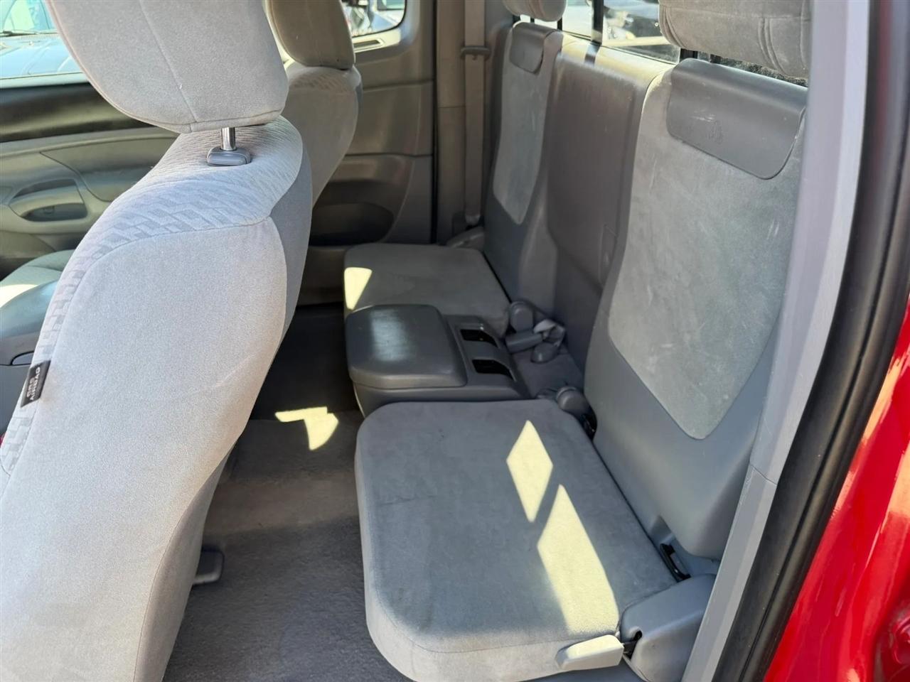 Toyota Tacoma  2010