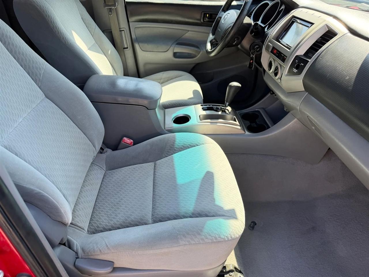 Toyota Tacoma  2010
