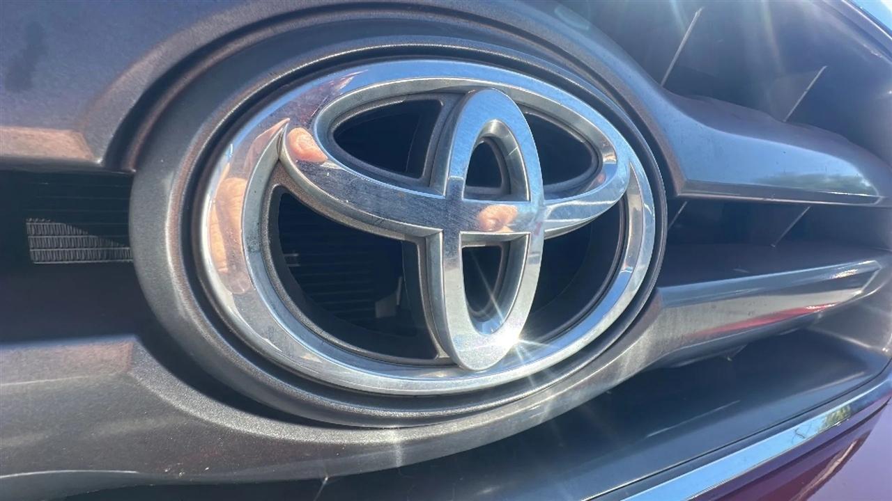 Toyota Tacoma  2010