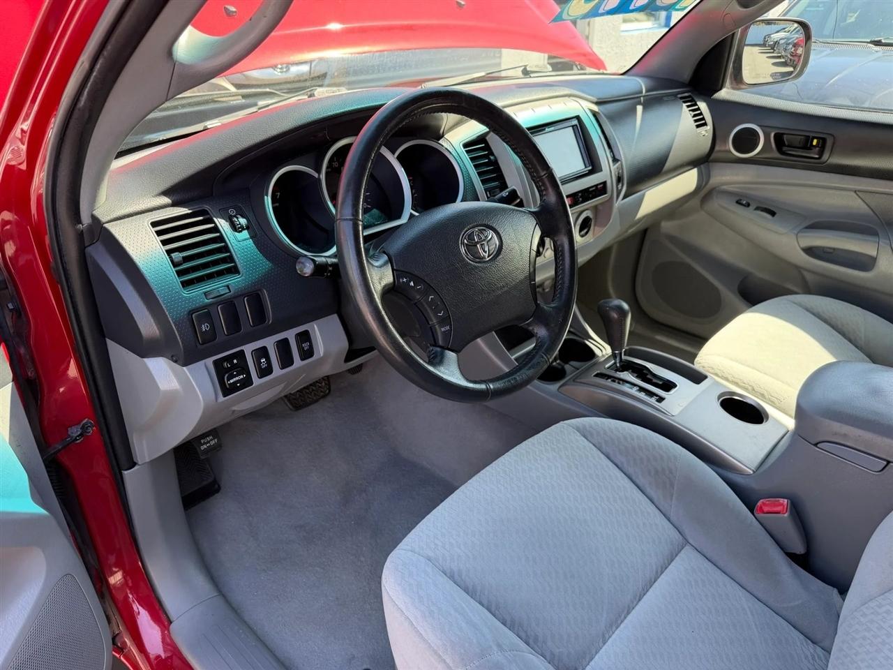 Toyota Tacoma  2010