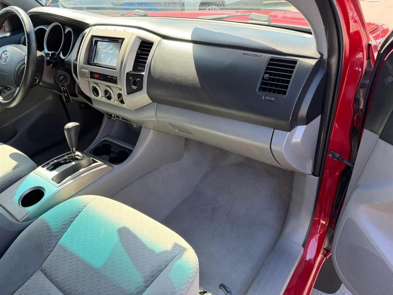 Toyota Tacoma  2010