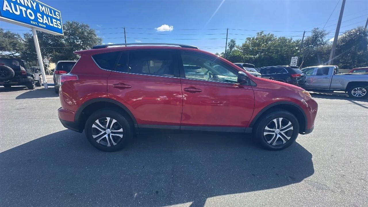 Toyota RAV4  2017