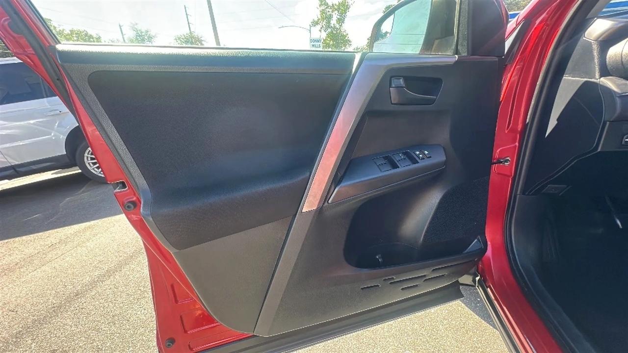 Toyota RAV4  2017