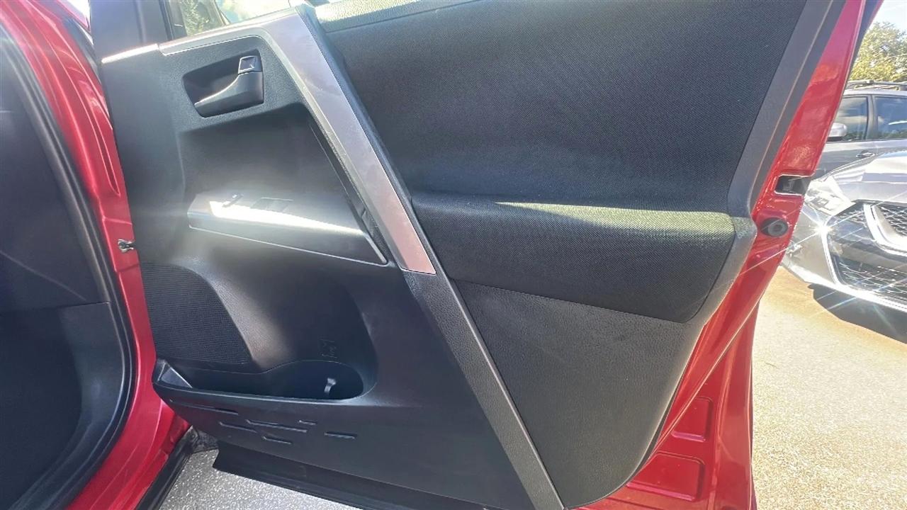 Toyota RAV4  2017