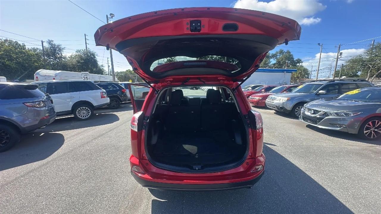 Toyota RAV4  2017