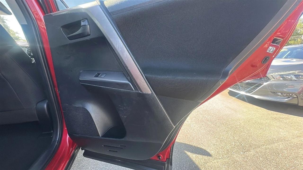 Toyota RAV4  2017