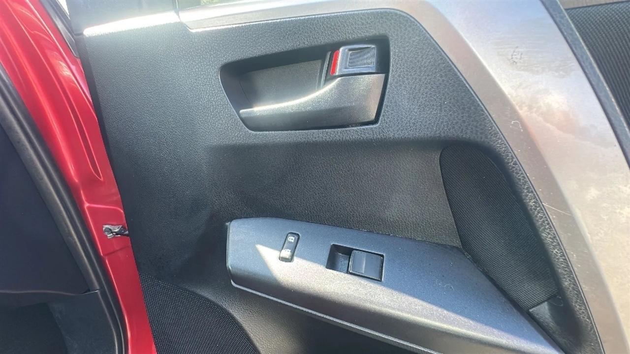 Toyota RAV4  2017