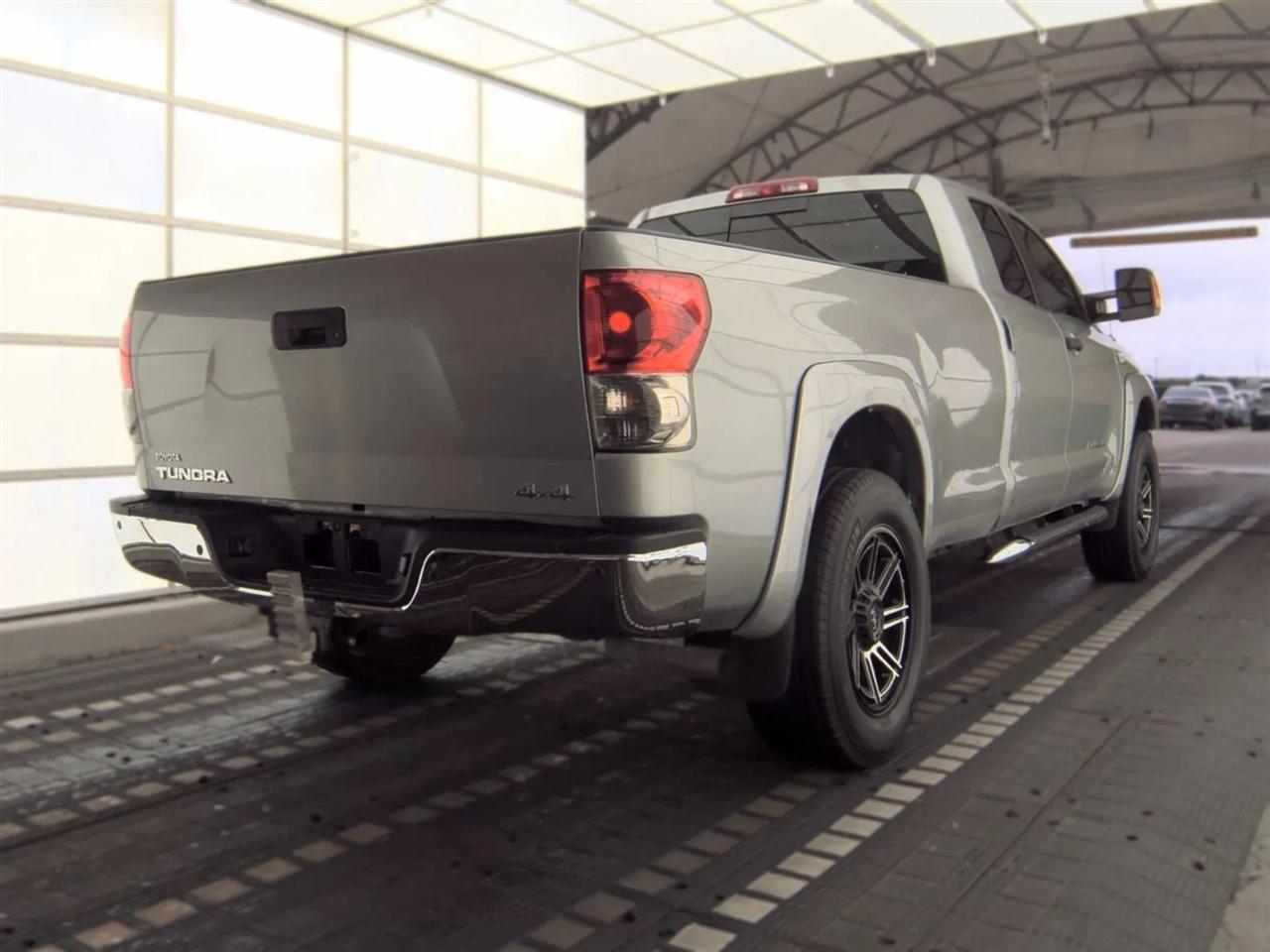 Toyota Tundra  2007