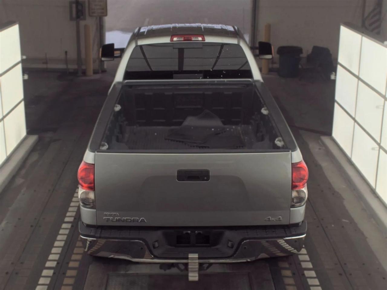 Toyota Tundra  2007