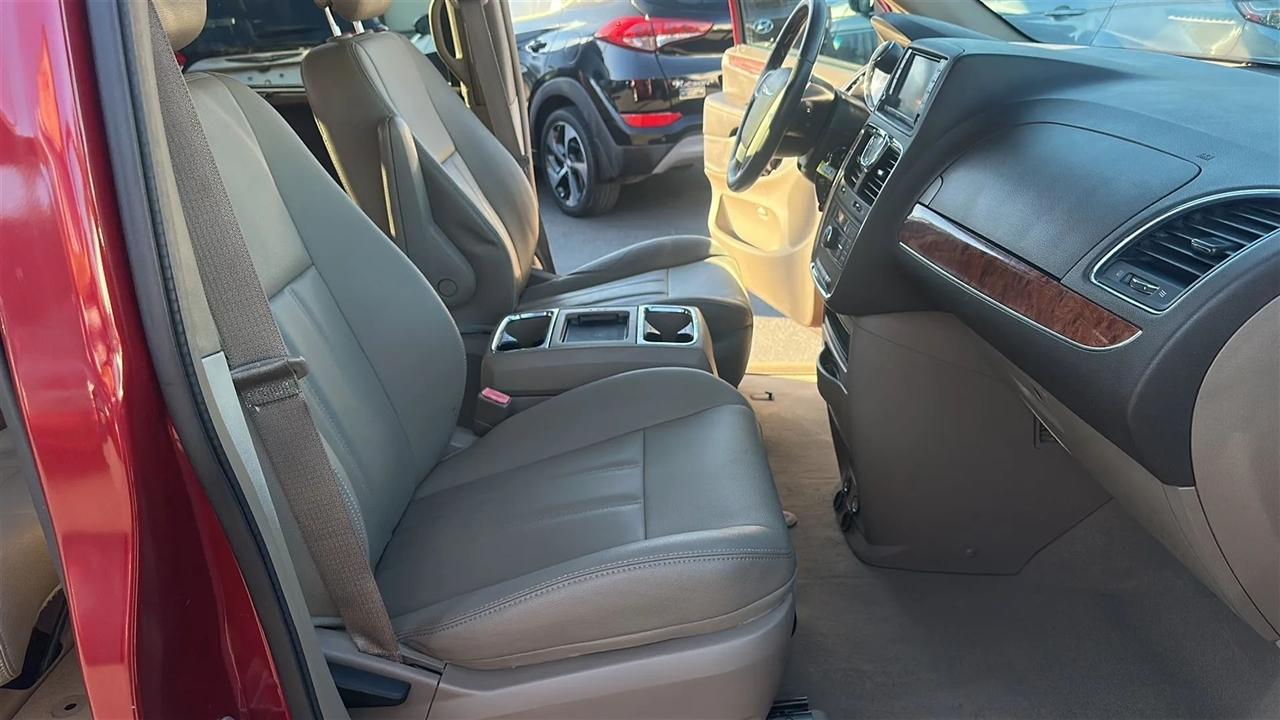 Chrysler Town & Country  2016