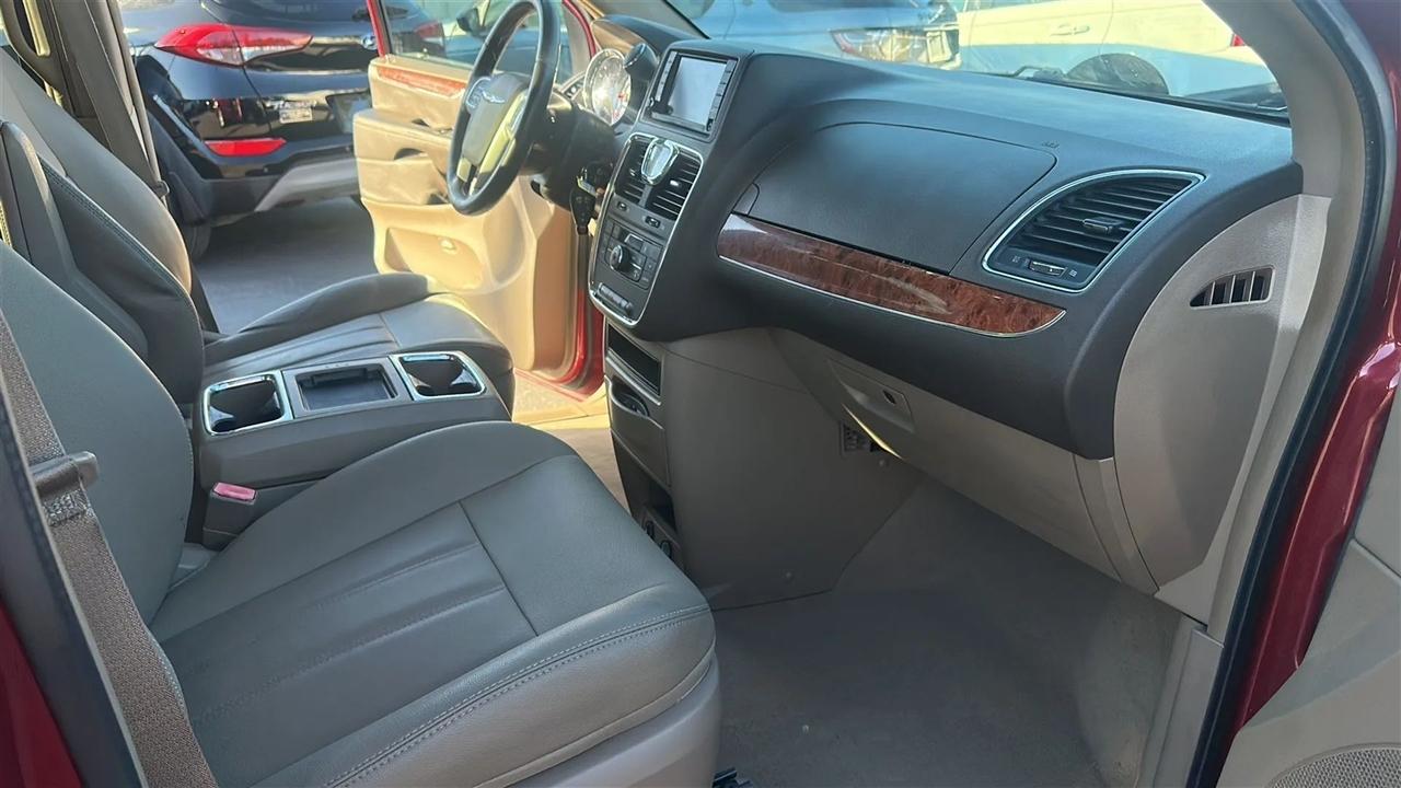Chrysler Town & Country  2016