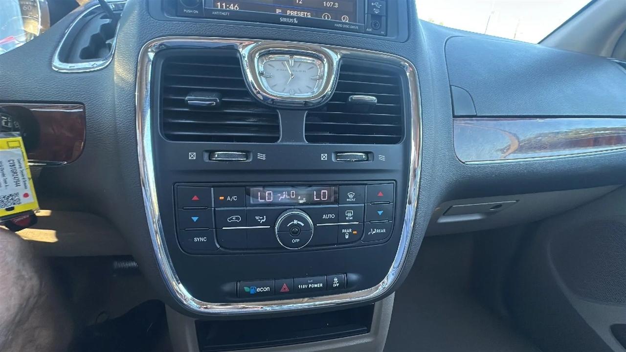 Chrysler Town & Country  2016