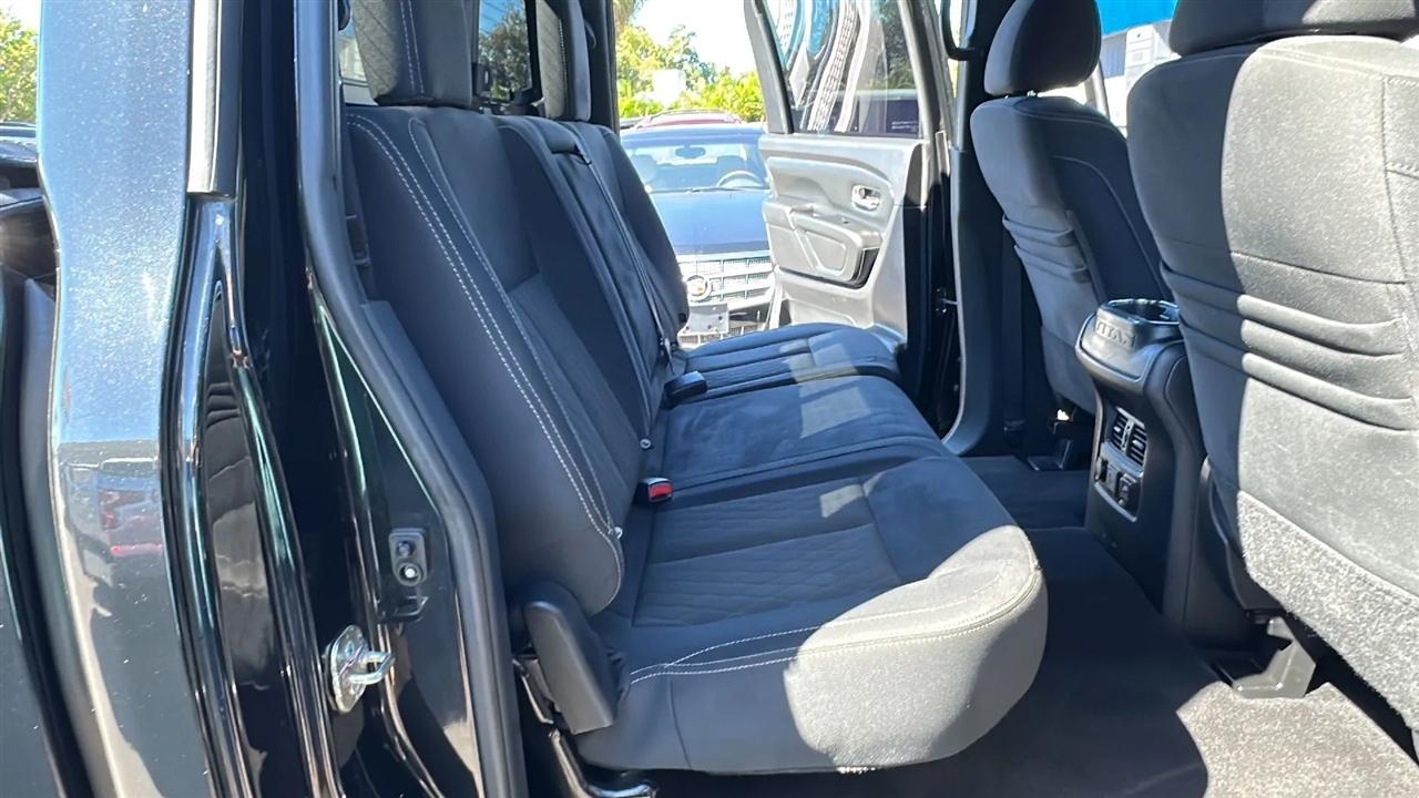 Nissan Titan  2019