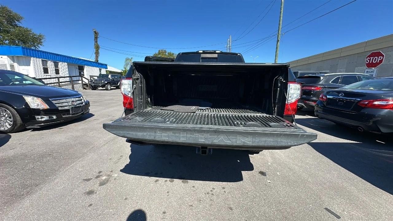 Nissan Titan  2019