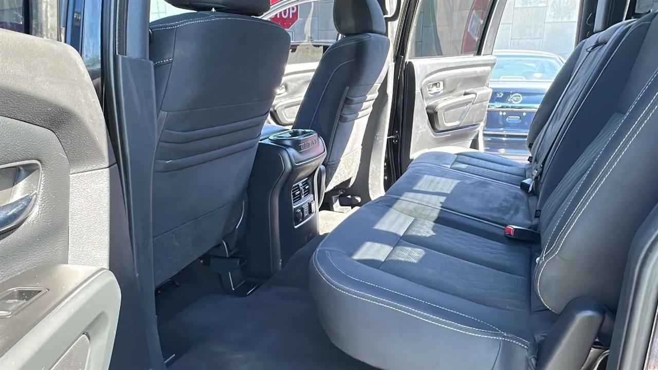 Nissan Titan  2019