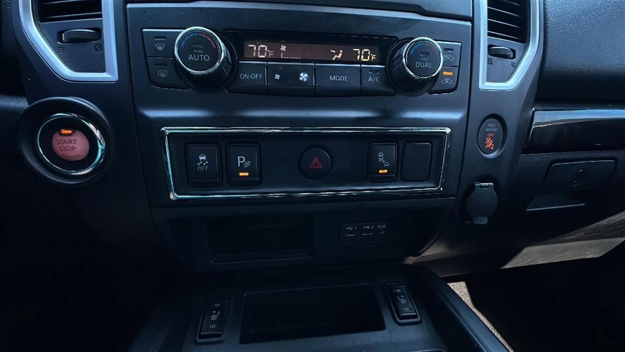 Nissan Titan  2019