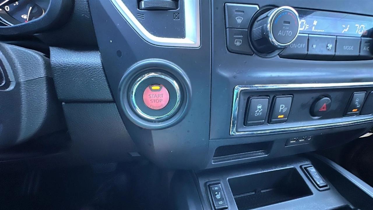 Nissan Titan  2019