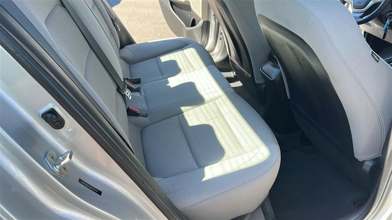 Hyundai Elantra  2018