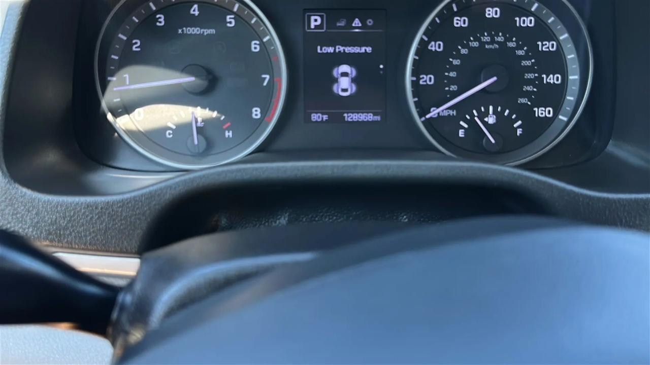 Hyundai Elantra  2018