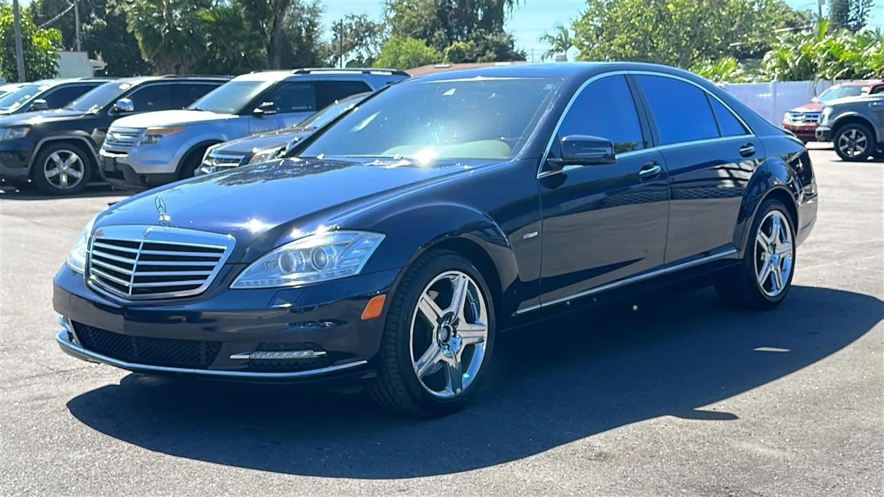 Mercedes-Benz S-Class  2012