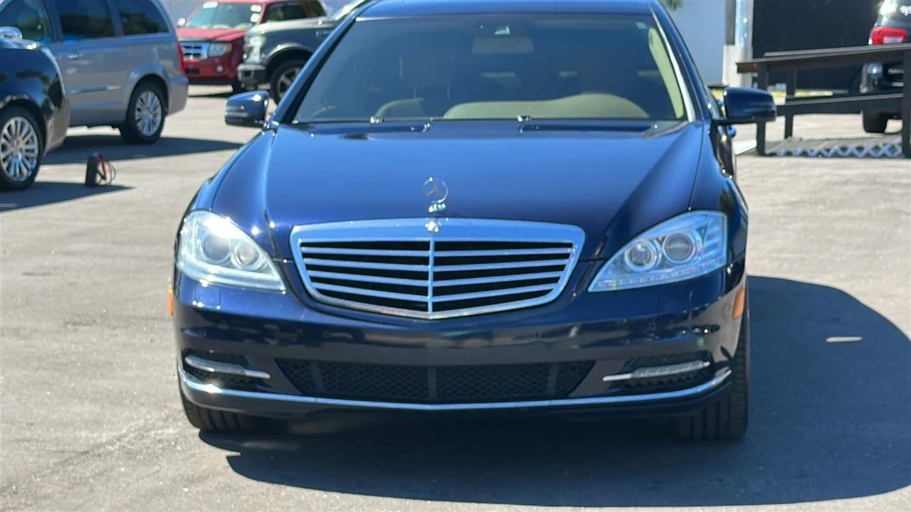 Mercedes-Benz S-Class  2012