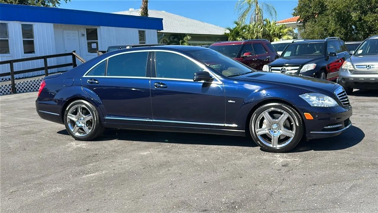 Mercedes-Benz S-Class  2012