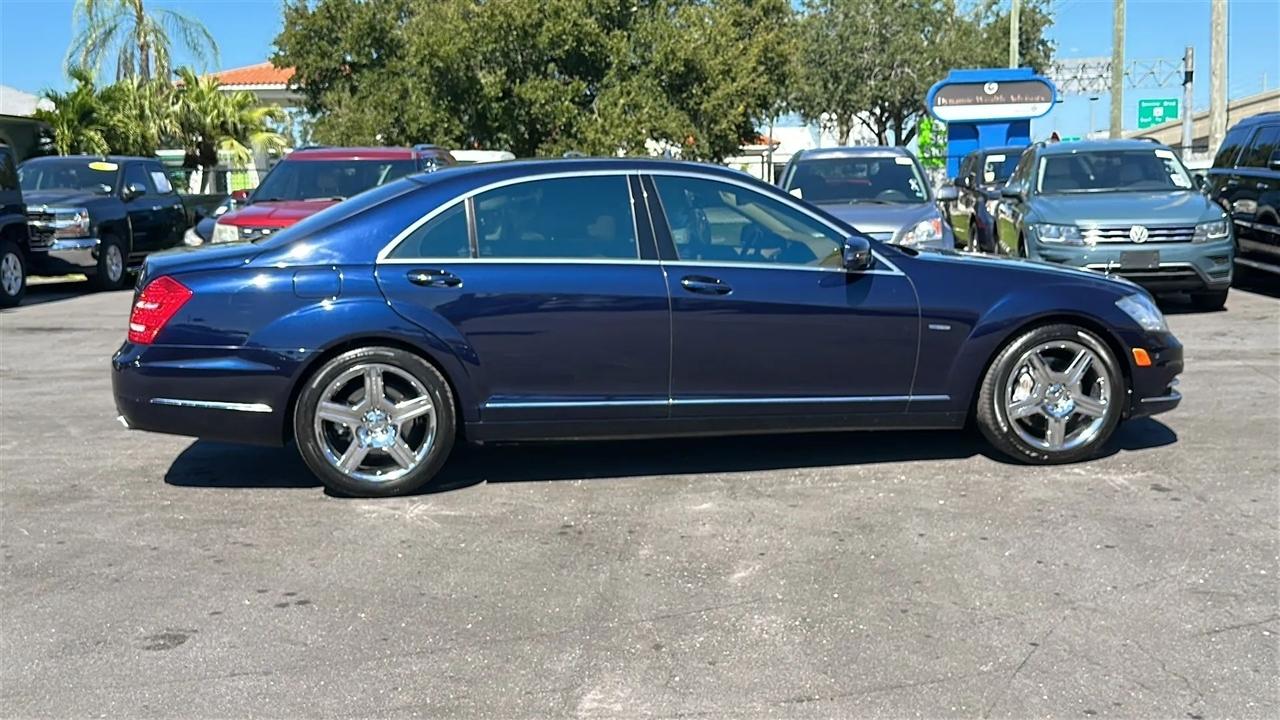 Mercedes-Benz S-Class  2012