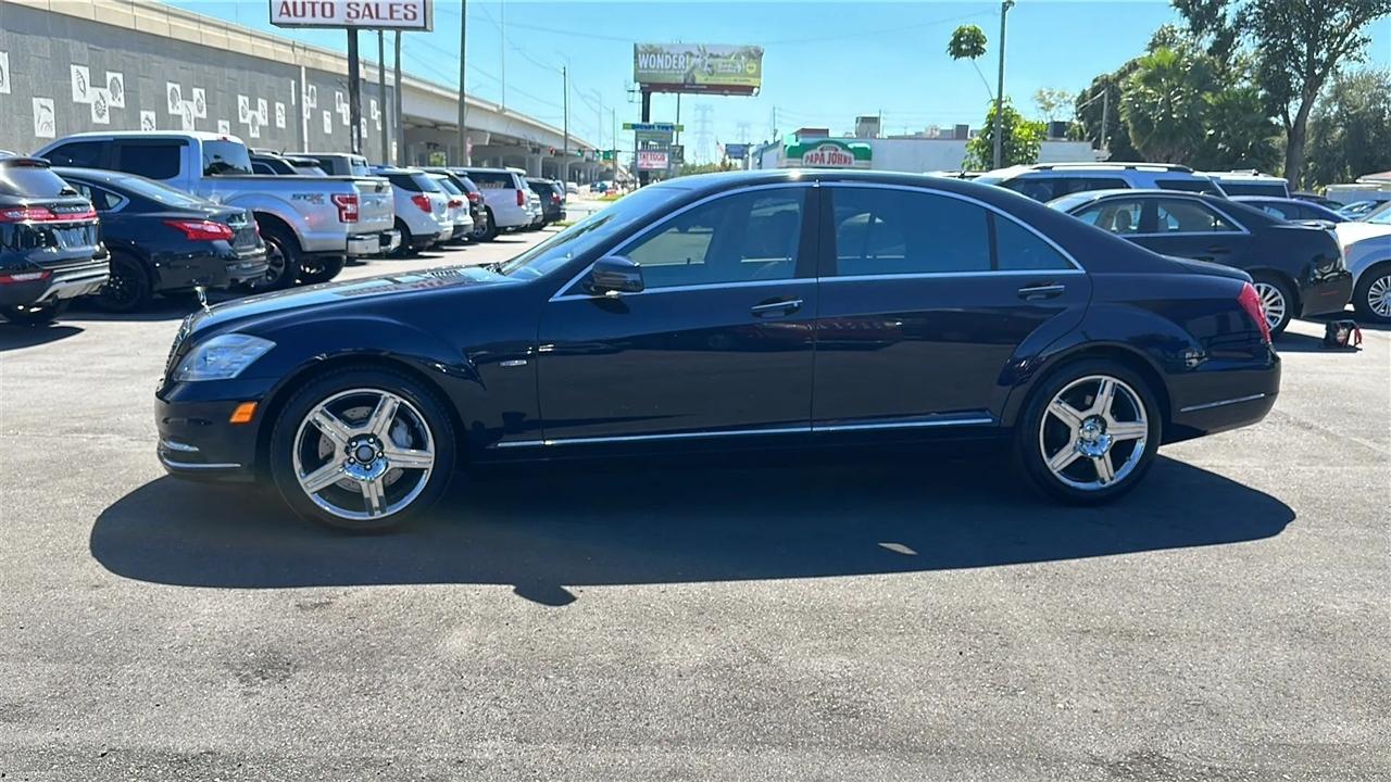 Mercedes-Benz S-Class  2012