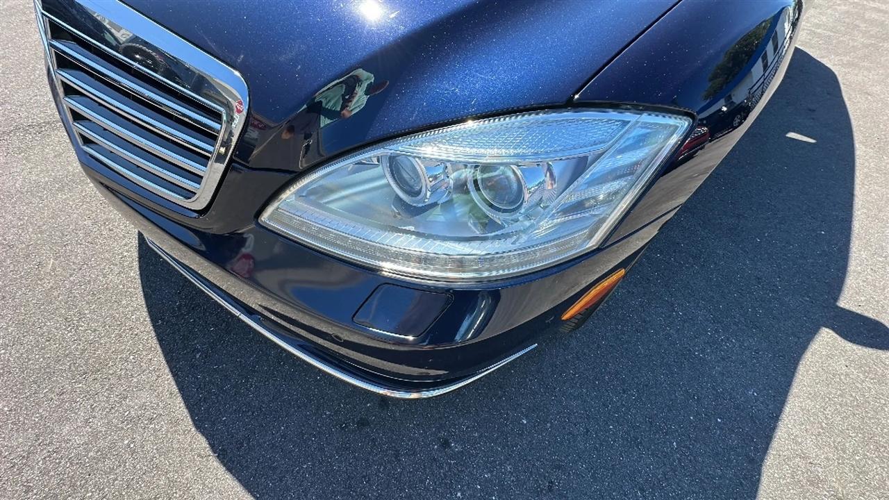 Mercedes-Benz S-Class  2012