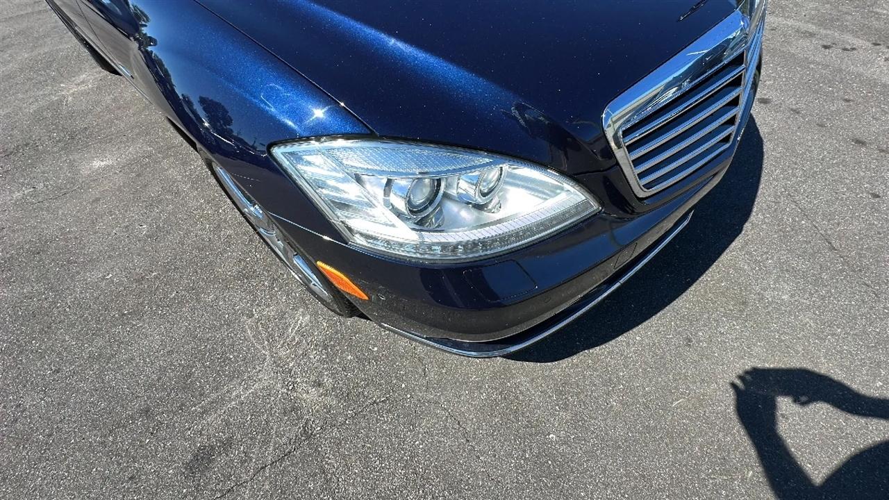 Mercedes-Benz S-Class  2012