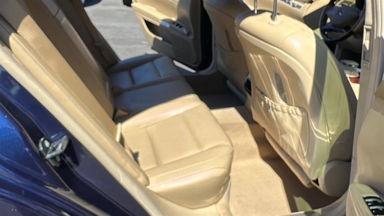 Mercedes-Benz S-Class  2012