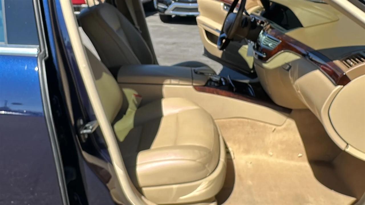 Mercedes-Benz S-Class  2012