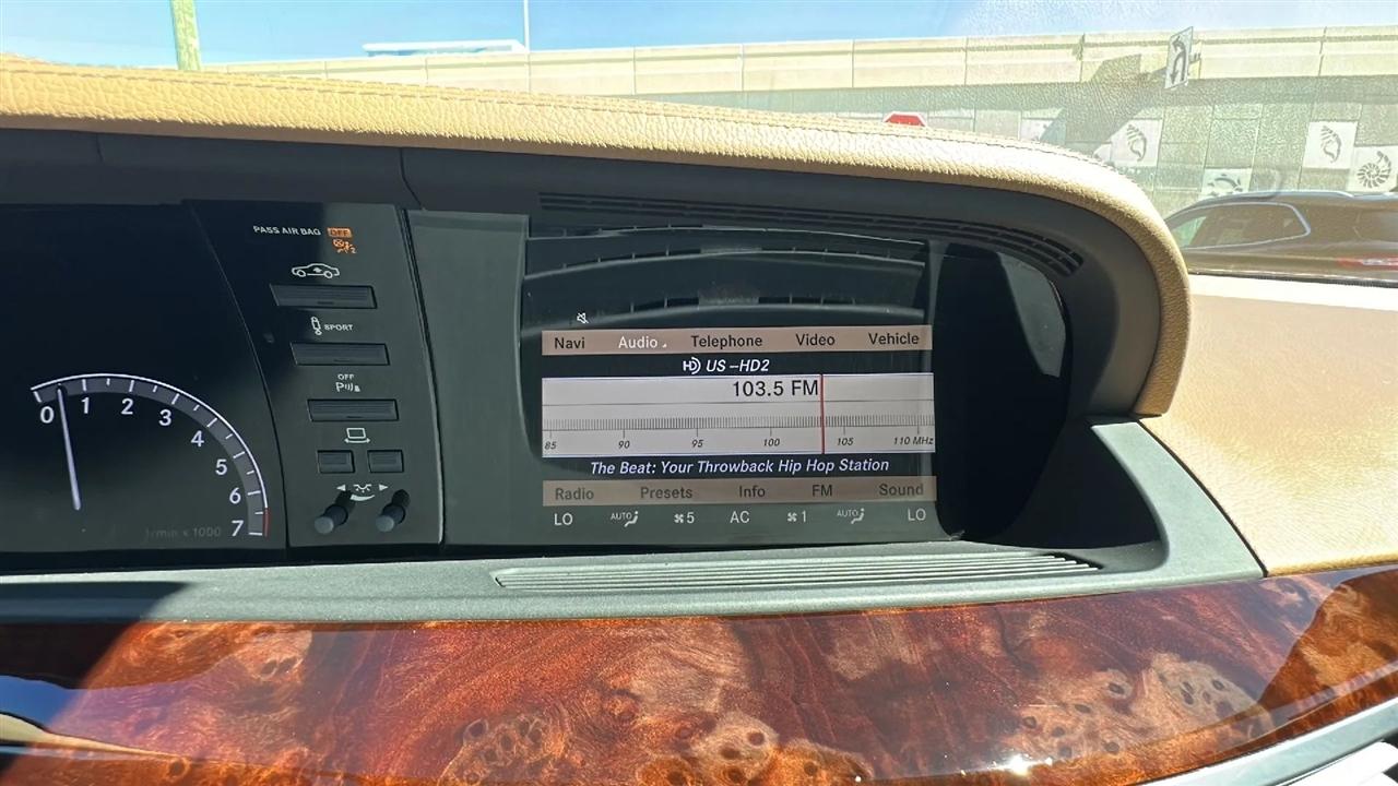 Mercedes-Benz S-Class  2012