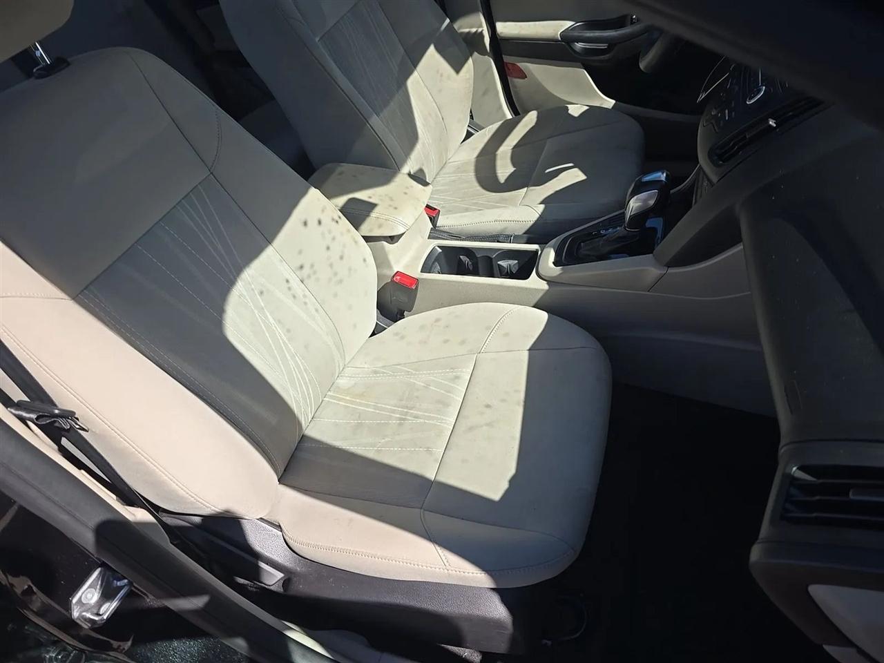 Ford Focus  2015