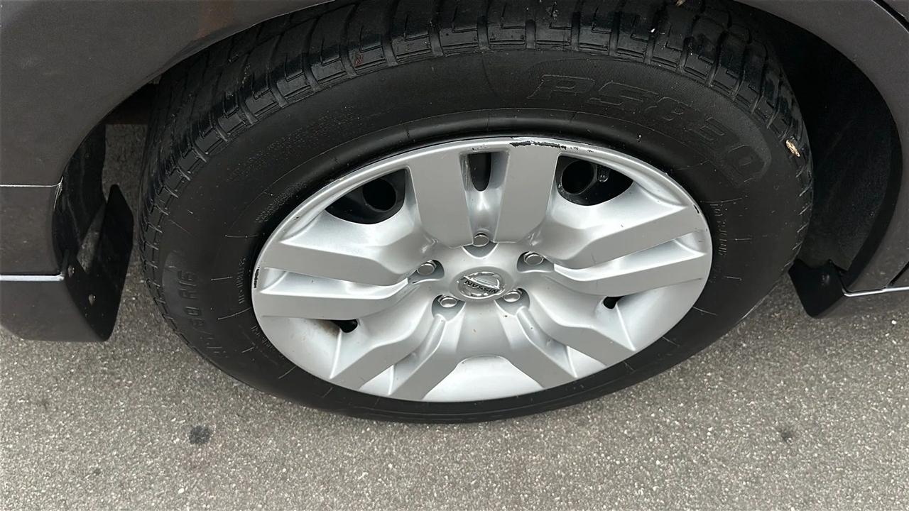 Nissan Altima  2012