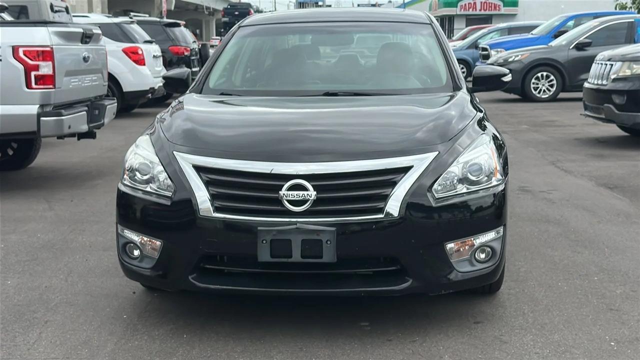 Nissan Altima  2013