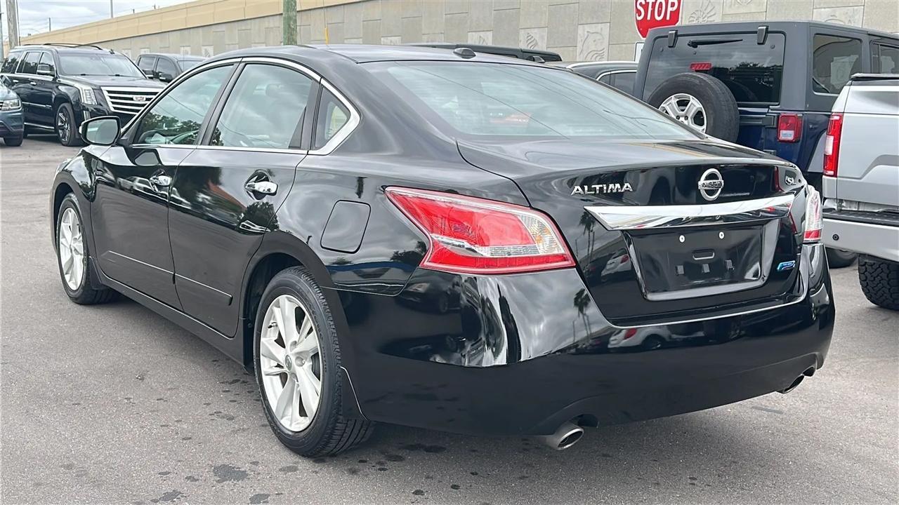 Nissan Altima  2013