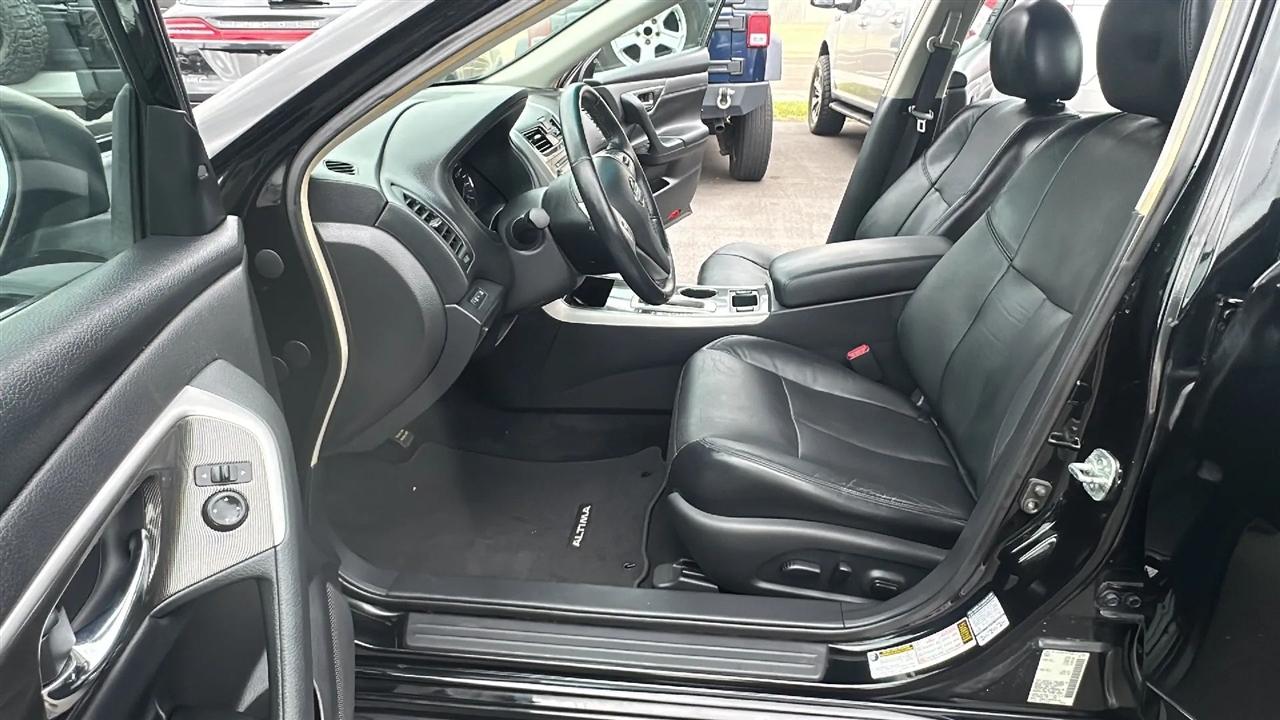 Nissan Altima  2013